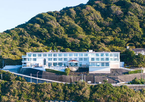 葉山 ホテル 音羽ノ森