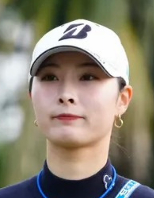 鶴岡 果恋 選手